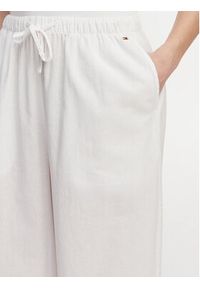 TOMMY HILFIGER - Tommy Hilfiger Spodnie materiałowe UW0UW06431 Biały. Kolor: biały. Materiał: bawełna #4