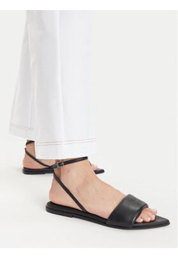 Weekend Max Mara Spodnie materiałowe Ballata 2416781108 Biały Regular Fit. Kolor: biały. Materiał: bawełna, syntetyk