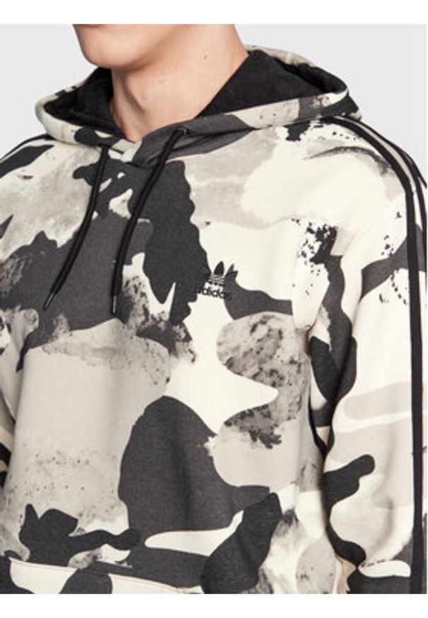 Adidas - adidas Bluza Camo Series HK2805 Szary Regular Fit. Kolor: szary. Materiał: bawełna, syntetyk
