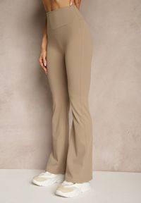 Renee - Beżowe Legginsy Dzwony High Waist Orruvana. Stan: podwyższony. Kolor: beżowy. Materiał: tkanina #4