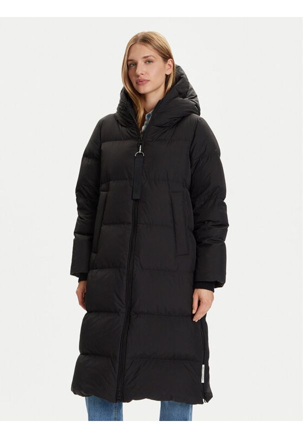 Marc O'Polo Kurtka puchowa 509 0874 71081 Czarny Regular Fit. Typ kołnierza: polo. Kolor: czarny. Materiał: syntetyk