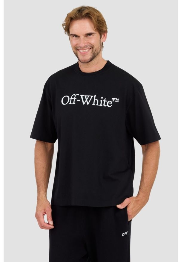 OFF-WHITE Czarny t-shirt Big Bookish Skate. Kolor: czarny