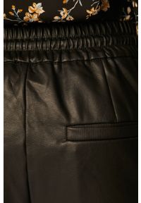 Vero Moda - Spodnie. Kolor: czarny. Materiał: tkanina, materiał, skóra, elastan. Wzór: gładki #3