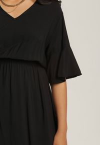 Renee - Czarna Sukienka Parthesio. Kolor: czarny. Materiał: materiał, wiskoza. Długość rękawa: krótki rękaw. Sezon: lato. Długość: midi #5