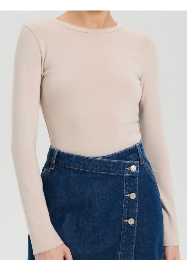 Sinsay - Body z długimi rękawami - beżowy. Kolor: beżowy. Długość rękawa: długi rękaw. Długość: długie