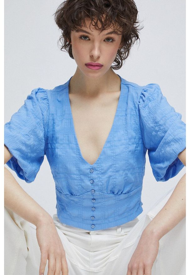 medicine - Medicine bluzka damska kolor niebieski. Kolor: niebieski. Materiał: materiał. Długość rękawa: krótki rękaw. Długość: krótkie