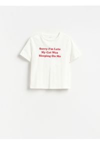 Reserved - Bawełniany t-shirt z nadrukiem - złamana biel. Materiał: bawełna. Wzór: nadruk