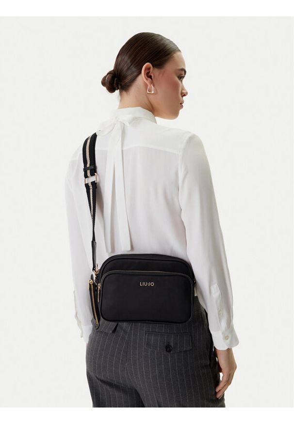 Liu Jo Torebka AA6176 T382A Czarny. Kolor: czarny. Materiał: skórzane