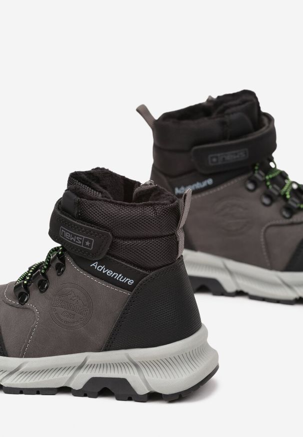 Born2be - Szare Botki w Trekkingowym Stylu Ocieplane Futrem Pinnelia. Okazja: na spacer. Zapięcie: rzepy. Kolor: szary. Materiał: futro. Sezon: zima. Styl: elegancki