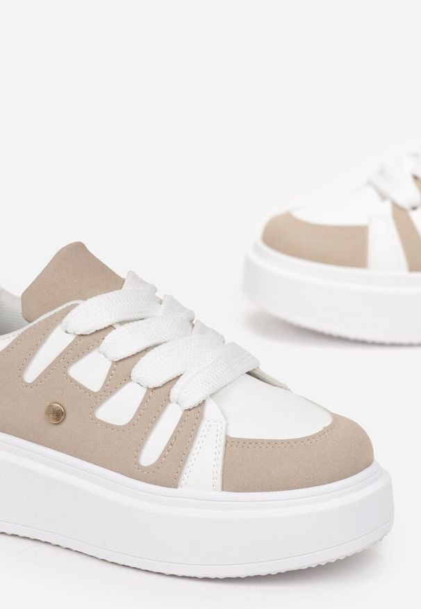 Renee - Biało-Beżowe Sneakersy na Grubej Podeszwie przed Kostkę Alisis. Wysokość cholewki: przed kostkę. Kolor: biały