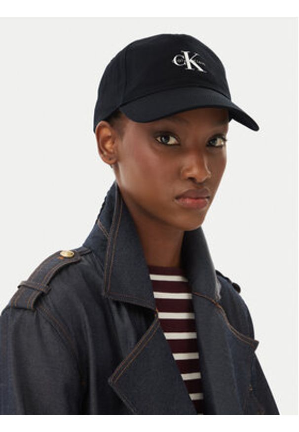 Calvin Klein Jeans Czapka z daszkiem Printed Monologo Cap LV04K5027G Czarny. Kolor: czarny. Materiał: bawełna