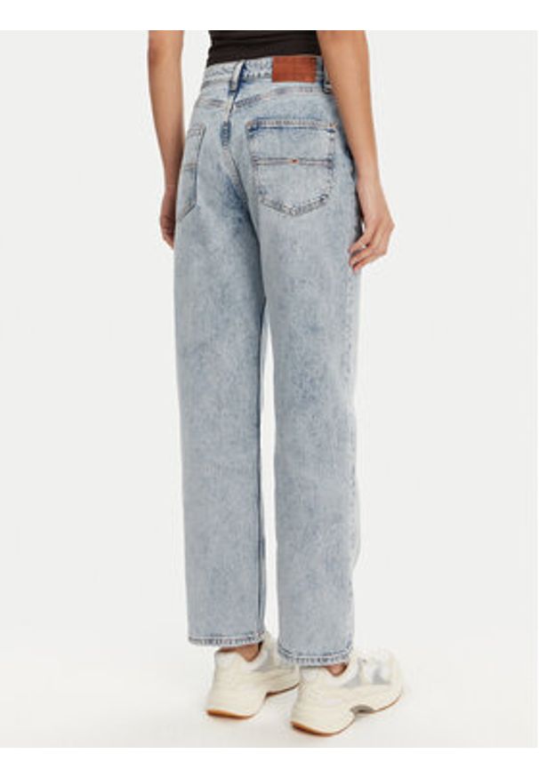 Tommy Jeans Jeansy Layla DW0DW21418 Niebieski Straight Fit. Kolor: niebieski