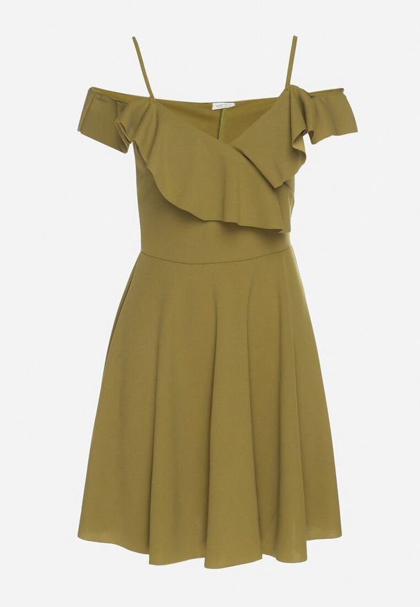 Born2be - Jasnozielona Sukienka Rozkloszowana na Ramiączkach z Falbankami Polauri. Okazja: na co dzień. Typ kołnierza: kołnierz z falbankami. Kolor: zielony. Długość rękawa: na ramiączkach. Styl: casual, elegancki, klasyczny