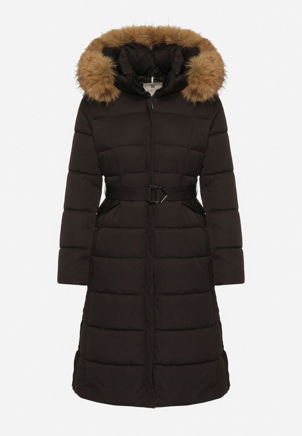 Born2be - Czarna Długa Kurtka Pikowana z Kapturem z Futerkiem i Paskiem w Talii Avesiia. Okazja: na spotkanie biznesowe, do pracy. Typ kołnierza: kaptur. Kolor: czarny. Materiał: futro. Długość: długie. Styl: biznesowy