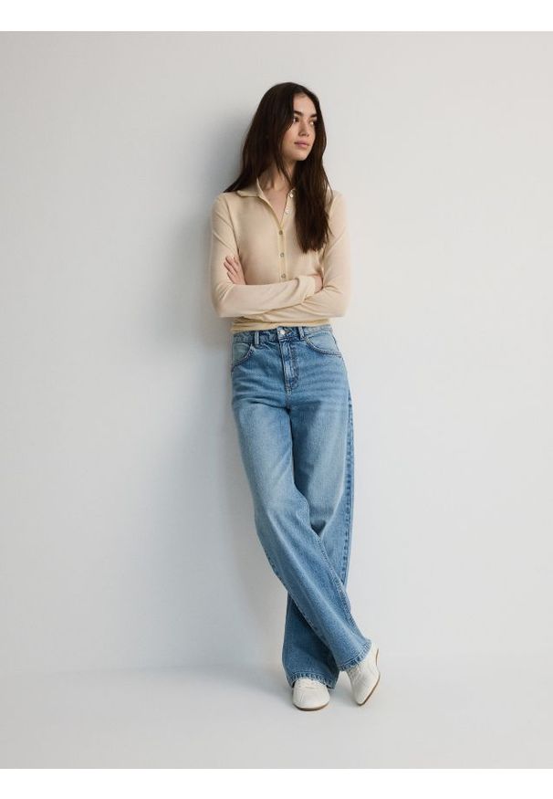 Reserved - Jeansy wide leg - niebieski. Kolor: niebieski