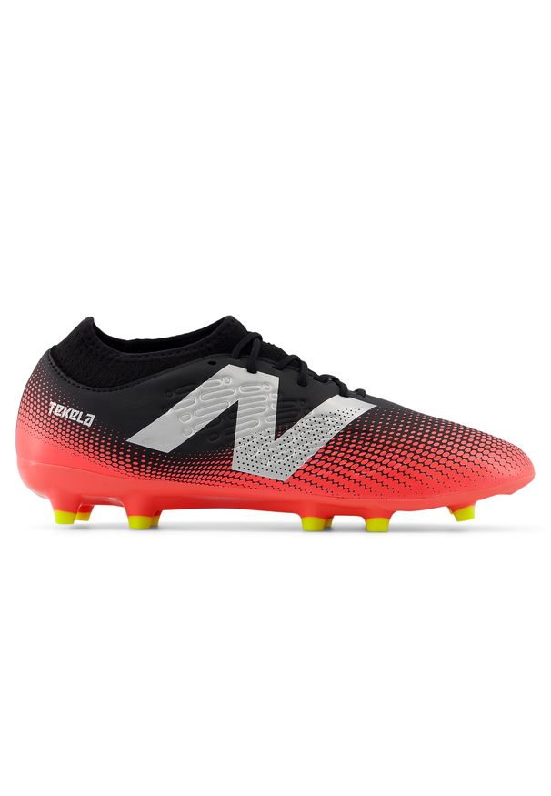 Korki męskie New Balance TEKELA MAGIQUE FG V4+ ST3FR45 - czerwone. Kolor: niebieski. Materiał: materiał, syntetyk. Szerokość cholewki: normalna. Sport: piłka nożna