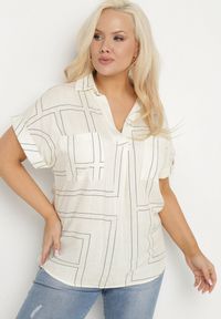Born2be - Jasnobeżowa Bluzka o Koszulowym Fasonie z Wiskozy w Geometryczny Print Ralozi. Okazja: na co dzień. Kolekcja: plus size. Kolor: beżowy. Materiał: wiskoza. Długość rękawa: krótki rękaw. Długość: krótkie. Wzór: geometria, nadruk. Styl: elegancki, casual #4