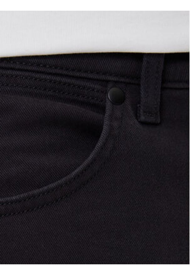 Wrangler Jeansy Larston 112371641 Czarny Tapered Fit. Kolor: czarny