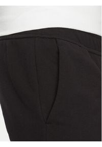Calvin Klein Szorty sportowe Modern Twill K10K114122 Czarny Regular Fit. Kolor: czarny. Materiał: bawełna. Styl: sportowy