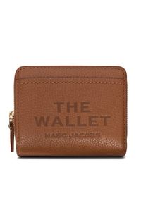 MARC JACOBS - Portfel damski Marc Jacobs. Kolor: brązowy