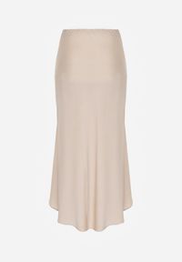 Renee - Beżowa Koktajlowa Spódnica z Satyny o Rozkloszowanym Kroju Zinnivira. Kolor: beżowy. Materiał: satyna. Styl: wizytowy #5