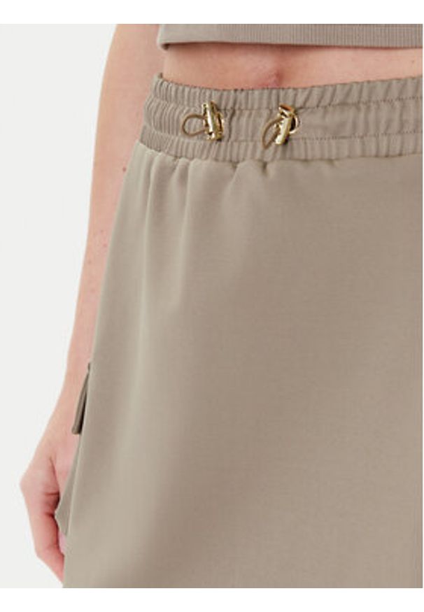 Guess Spódnica mini V5YD04 KCX42 Zielony Regular Fit. Kolor: zielony. Materiał: syntetyk