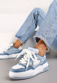 Renee - Niebieskie Sneakersy na Niskiej Platformie z Grubymi Sznurowadłami Vansyla. Kolor: niebieski. Obcas: na platformie #4