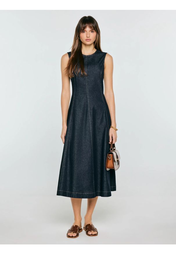 Big-Star - Sukienka damska midi jeansowa granatowa Devon 712. Kolor: niebieski. Materiał: jeans. Długość rękawa: bez rękawów. Styl: klasyczny. Długość: midi