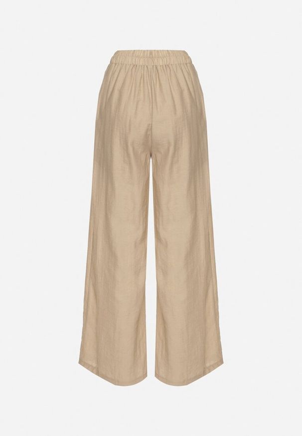 Born2be - Ciemnobeżowe Spodnie Palazzo z Lnu i Wiskozy z Wysokim Stanem Linawena. Okazja: na spacer, na co dzień, na spotkanie biznesowe. Stan: podwyższony. Kolor: beżowy. Materiał: len, wiskoza. Sezon: lato. Styl: casual, klasyczny, biznesowy