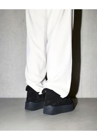 Inuikii - INUIKII CLASSIC LOW PLATFORM Śniegowce damskie. Okazja: na co dzień, do pracy, na spacer. Kolor: czarny. Obcas: na platformie. Styl: casual #5