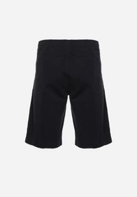 Born2be - Niebieskie Klasyczne Szorty z Gumką w Pasie Ściągane Troczkiem od Środka Piofina. Okazja: na co dzień. Kolor: niebieski. Sezon: lato. Styl: klasyczny #3