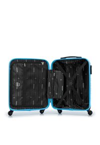Wittchen - Mała walizka z zawieszką niebieska. Kolor: niebieski. Materiał: guma #3