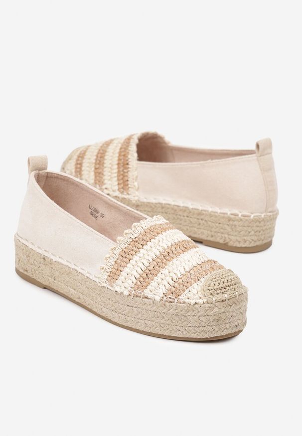 Renee - Beżowe Espadryle na Platformie Ozdobione Plecionką w Stylu Boho Lelisse. Okazja: na co dzień. Kolor: beżowy. Wzór: aplikacja. Sezon: lato. Obcas: na platformie. Styl: boho