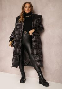 Renee - Czarna Kurtka Pikowana Długa Dudlat. Kolor: czarny. Materiał: materiał. Długość rękawa: długi rękaw. Długość: długie. Wzór: aplikacja. Sezon: zima, jesień #7