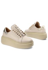 Beżowe Sneakersy Armodo Modne Skórzane Buty Damskie. Kolor: beżowy. Materiał: skóra. Szerokość cholewki: normalna. Wzór: grochy #3