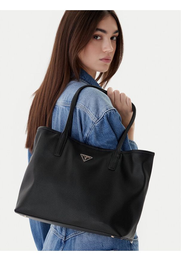 Guess Torebka Victtoria HWEVG9 51428 Czarny. Kolor: czarny. Materiał: skórzane