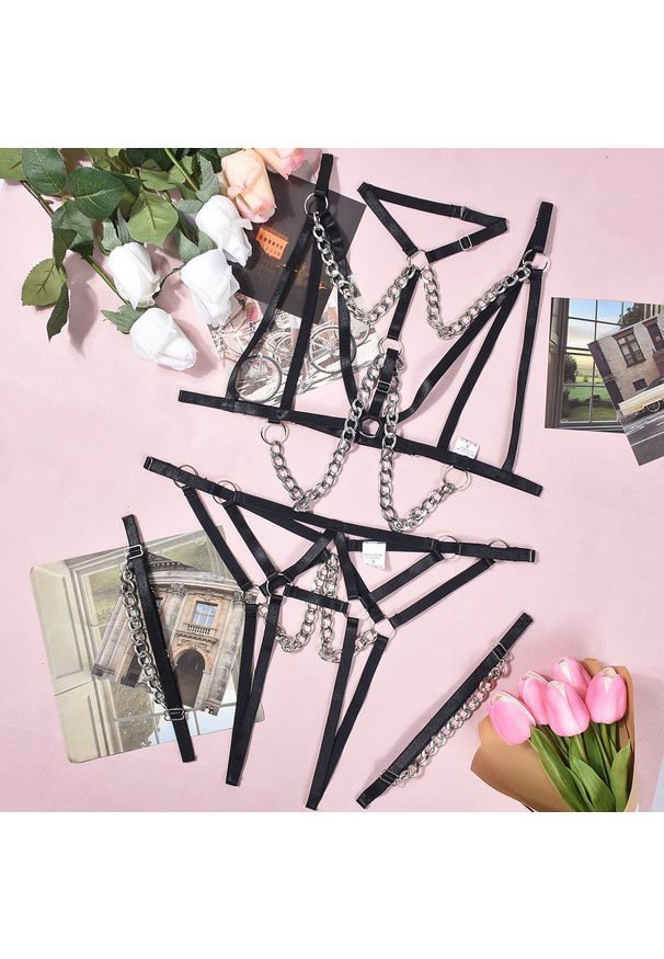 Intica - Bielizna z paseczków z odważnym designem Jaquelyn. Kolor: czarny. Materiał: materiał