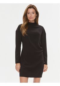 Calvin Klein Sukienka codzienna K20K206110 Czarny Regular Fit. Okazja: na co dzień. Kolor: czarny. Materiał: syntetyk. Typ sukienki: proste. Styl: casual #1