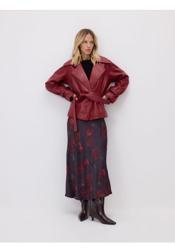 Reserved - Spódnica w róże - ciemnofioletowy. Kolor: fioletowy. Materiał: tkanina