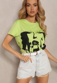 Renee - Jasnozielony T-shirt z Bawełny Ozdobiony Nadrukiem i Cyrkoniami Chinelia. Okazja: na co dzień. Kolor: zielony. Materiał: bawełna. Wzór: nadruk, aplikacja. Styl: casual, elegancki #3