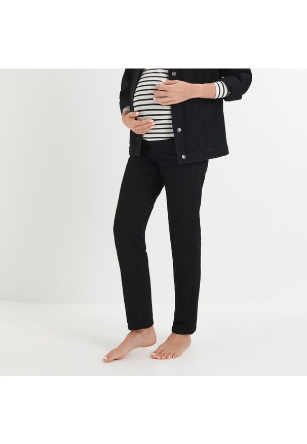 Sinsay - Jeansy straight high waist MAMA - Czarny. Stan: podwyższony. Kolor: czarny