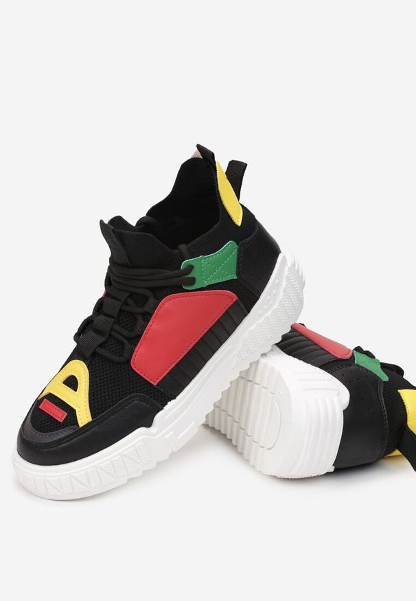 Born2be - Czarne Sneakersy Dorice. Wysokość cholewki: za kostkę. Nosek buta: okrągły. Zapięcie: bez zapięcia. Kolor: czarny. Materiał: materiał. Szerokość cholewki: normalna. Wzór: aplikacja, kolorowy