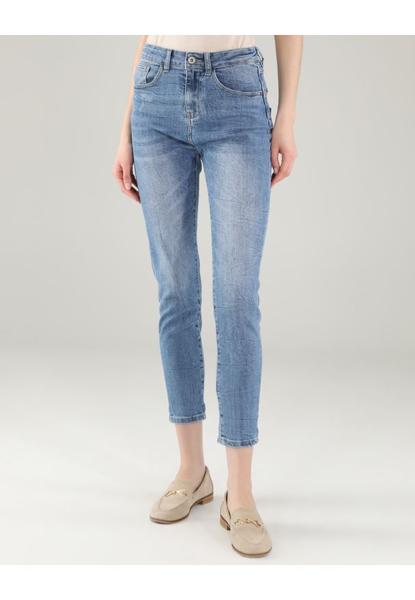 Unisono - SPODNIE - JEANSY 42-1251 JEANS. Materiał: jeans