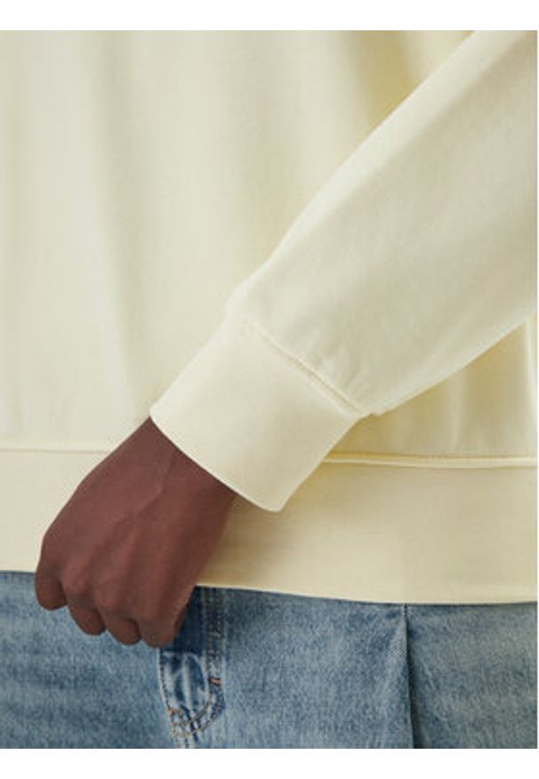 Calvin Klein Jeans Bluza Logo Graphic LV047F818G Kremowy Regular Fit. Kolor: kremowy. Materiał: bawełna