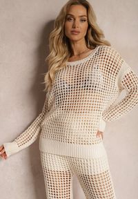 Renee - Beżowa Bluzka z Ażurowej Dzianiny z Obniżoną Linią Ramion Limira. Kolor: beżowy. Materiał: dzianina. Wzór: ażurowy. Sezon: lato