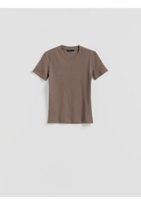 Reserved - T-shirt w prążek - beżowy. Kolor: beżowy. Materiał: bawełna, dzianina. Wzór: prążki