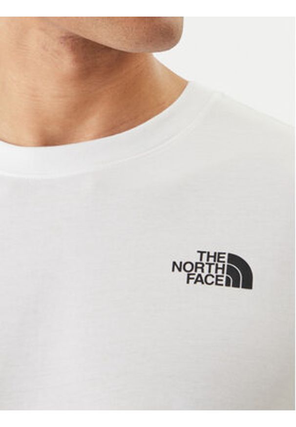 The North Face T-Shirt Vertical NF0A8GV1 Biały Regular Fit. Kolor: biały. Materiał: bawełna
