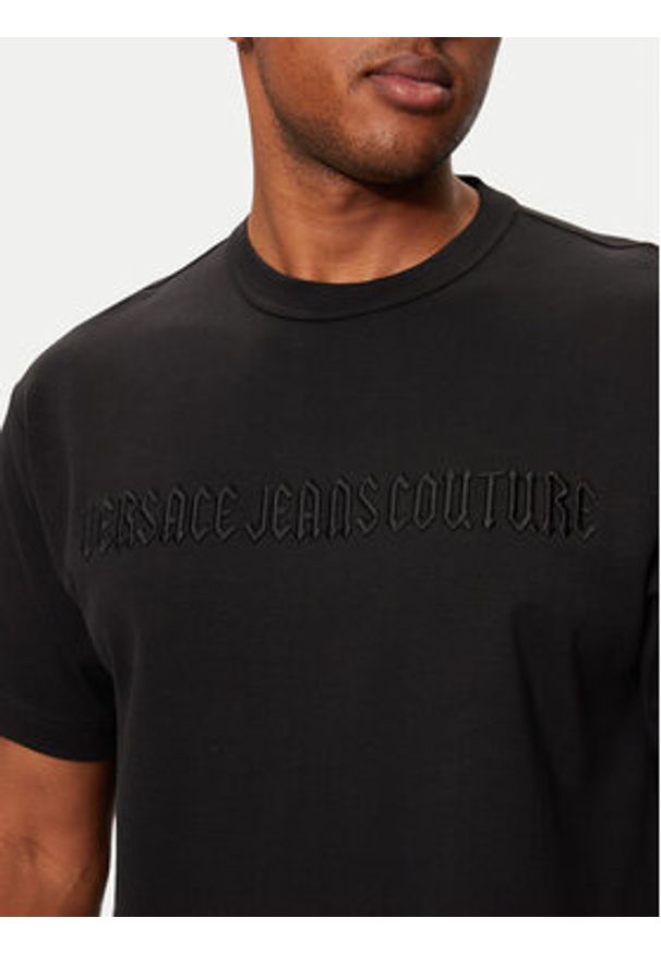 Versace Jeans Couture T-Shirt 77GAHC01 Czarny Relaxed Fit. Kolor: czarny. Materiał: bawełna