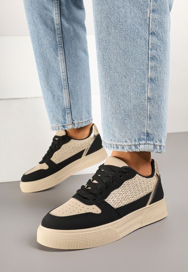 Born2be - Beżowo-Czarne Sneakersy na Grubej Podeszwie z Brokatem Perforacją i Plecionką Mirreina. Okazja: na co dzień. Kolor: beżowy. Materiał: jeans