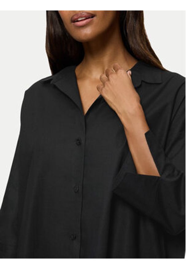 Triumph Koszula Summer 10222569 Czarny Oversize. Kolor: czarny. Materiał: bawełna